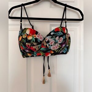 Nanette Lapore swim suit top size large